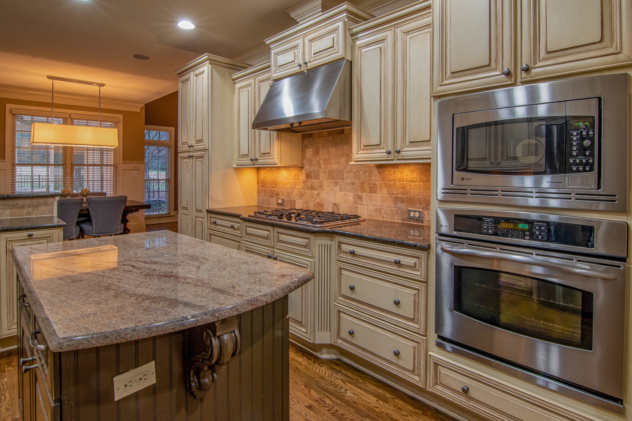 Model Kitchen - Pros-Leman Appliances - Gland Model Kitchen - Pros-Leman Appliances - Gland